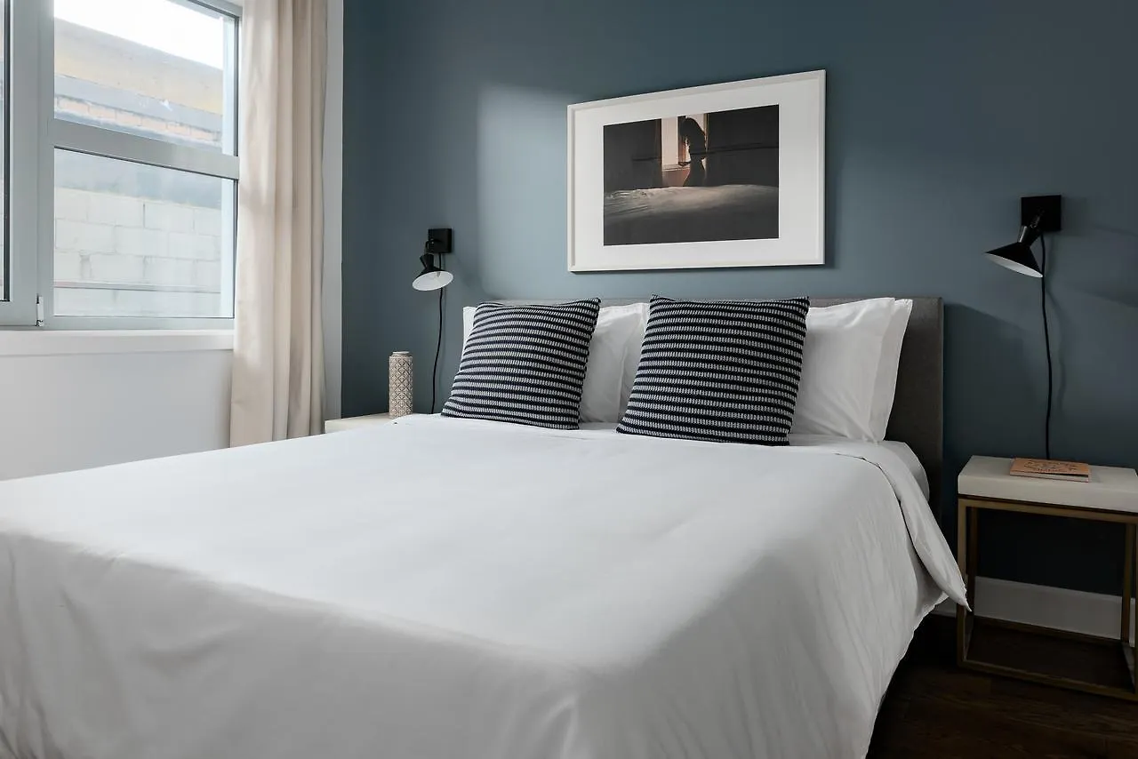 Sonder Saint Dominique Aparthotel Montreal